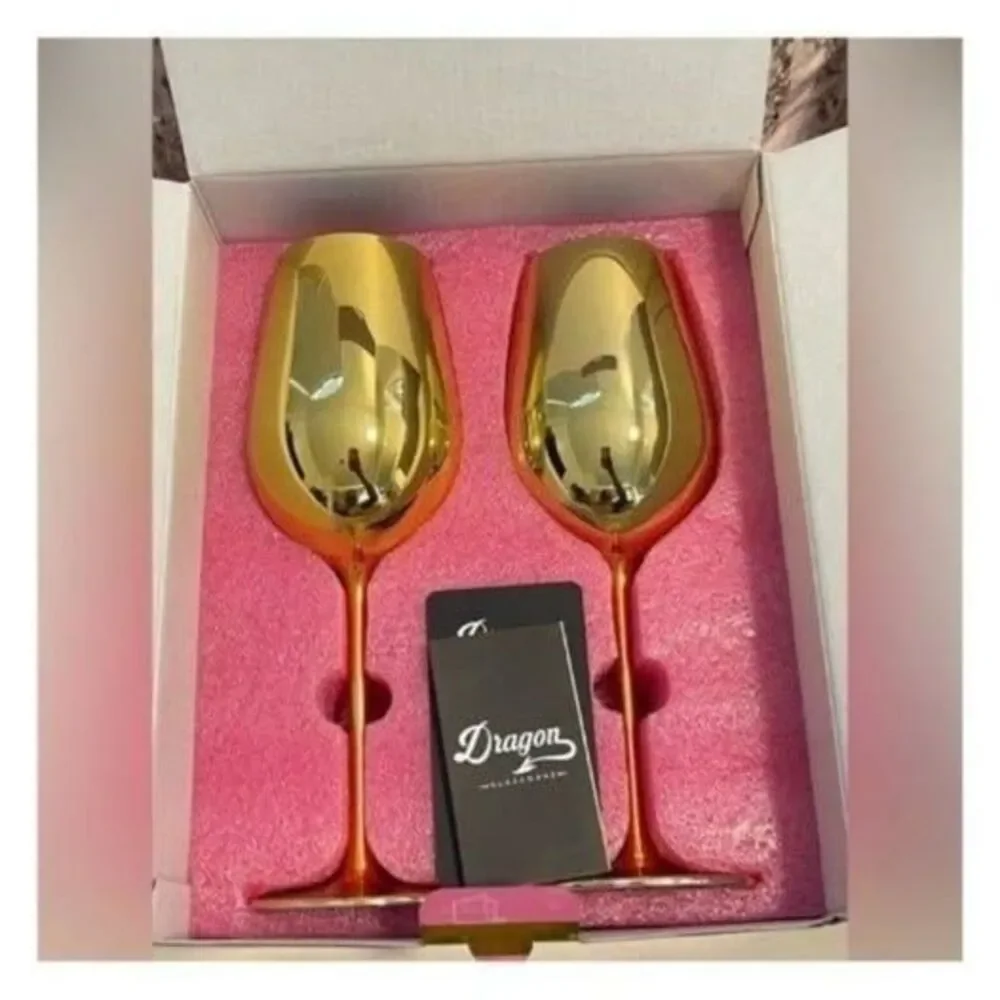 set of 2 barbie dreamhouse gold wine glasses